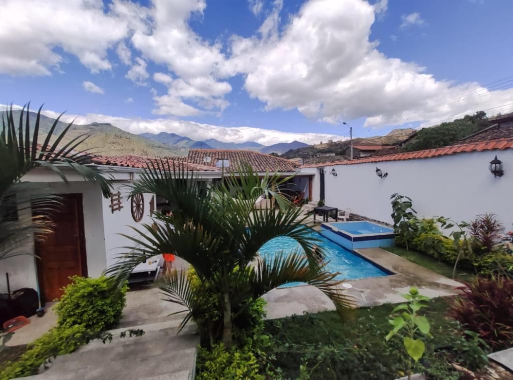 Hostel Las Palmas Вилькабамба Экстерьер фото