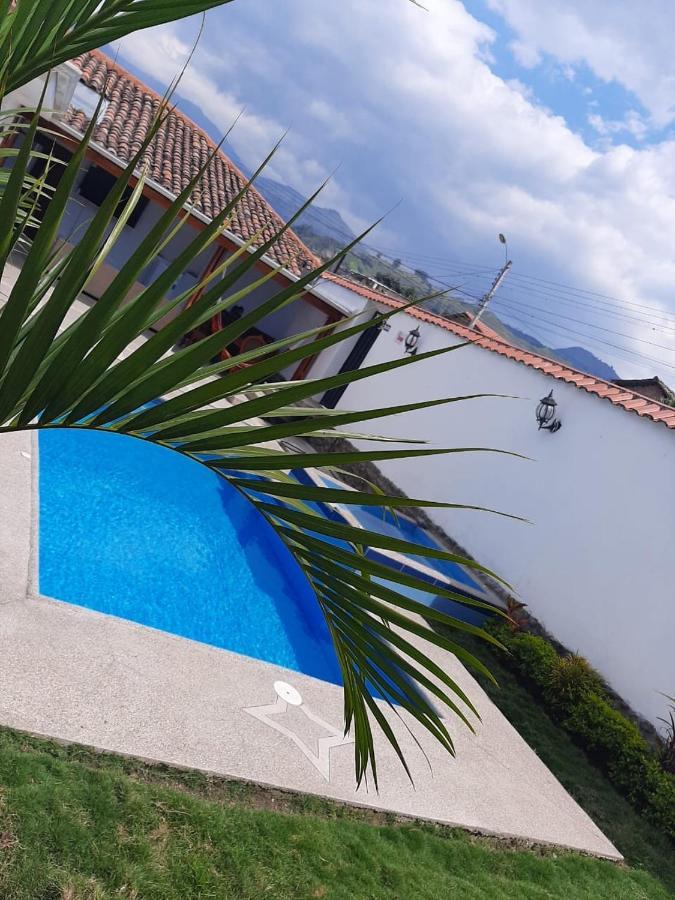 Hostel Las Palmas Вилькабамба Экстерьер фото